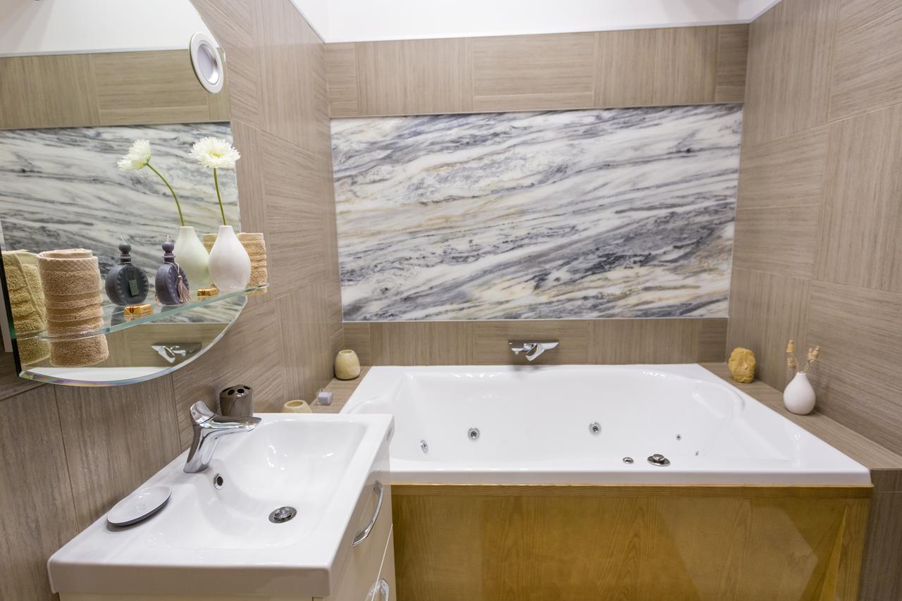 Famousali10 Luxury Appartement *